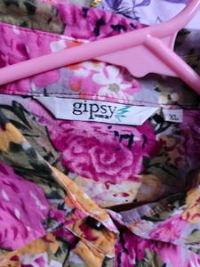 Vibrant Floral Print Button-Up Shirt