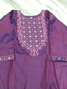Elegant Purple Kurta Set with Embroidery