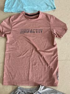Bundle of 6 men’s  t-shirts