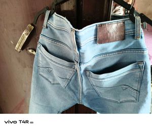 Light Wash Slim Fit Jeans