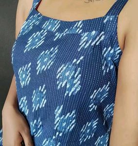 Blue &amp; White Print Kurti