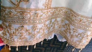 Elegant White &amp; Gold Embroidered Kurta Set