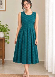 Teal Blue Textured Sleeveless Midi Dress