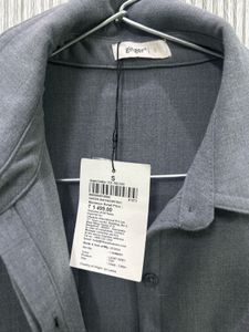 Women Regular Fit Top with Flap Pockets