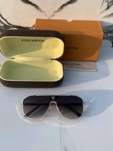 Louis Vuitton Sunglass 👓