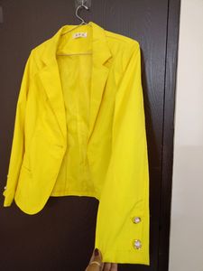 Stylish yellow Satin-silk Blend Blazer