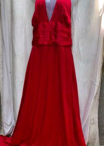 731312. Stunning Red Halter Dress