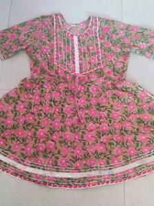 Floral Print Short Kurti