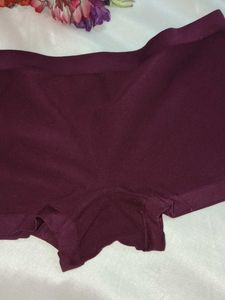 Comfortable Seamless Boy Shorts