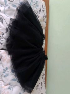 Chic Black Tulle Skirt/waist 16 inch.L=24cm