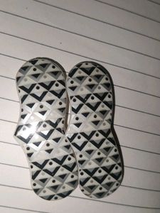 Geometric Pattern Flip Flops