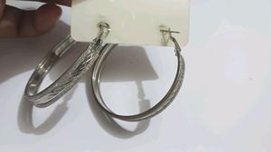 Set Of Two Beautiful Earings
