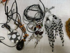 Assorted / Mystery jewellery jars