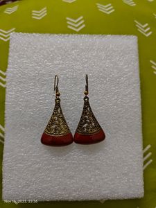 Earings