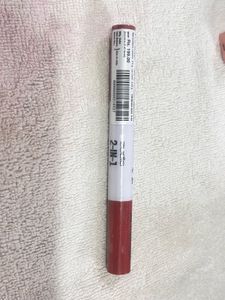 Dual-Ended Lip Liner &amp; Lipstick