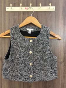 Chic Tweed Vest with Gold Buttons