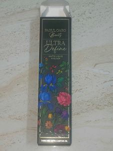 PARULGARG BEAUTY MATTE EYELINER