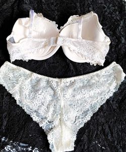 White Lace Bra and Panty Set
