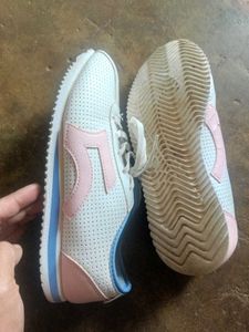 Stylish White &amp; Pink Sneakers for Women