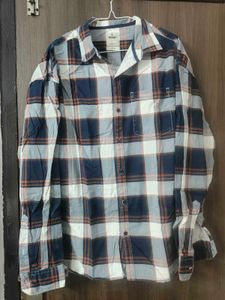 Classic Plaid Long Sleeve Shirt
