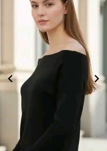 Black Off-Shoulder Long Sleeve Top