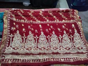 Red Embroidered Saree Aesthetic 🫀