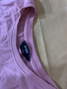 Cute Pink "ROAR" Graphic Sweatshirt