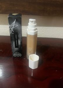Fenty Beauty Soft’Lit Illuminous Foundation
