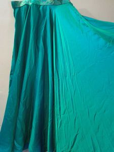 ethnic skirt with belt and unstitched blouse