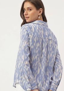 Stylish Blue &amp; White Print Button-Up Shirt
