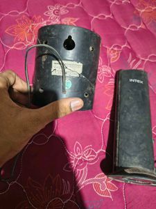 5 Pis Get 1 Free Speaker Good And Running Conditio