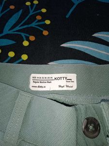 Stylish Wide Leg Trousers