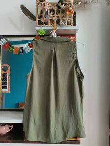H&amp;M Olive Green Lace Panel Sleeveless Top