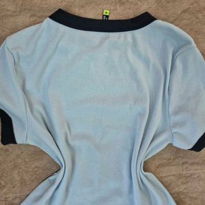 🩵 sporty y2k baby tee ✧