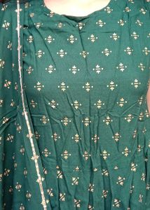 Elegant Green Kurta Set