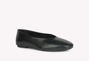 Bata black ballet flats
