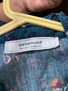 Floral Ruffle Blouse