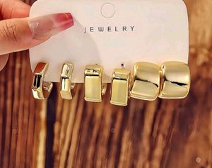 Chunky Gold Hoop Earring Set🌻