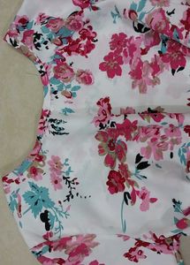 ❤️ Combo Of 2 Pretty Tops For Women