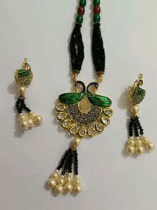 Black Crytal Mala Set