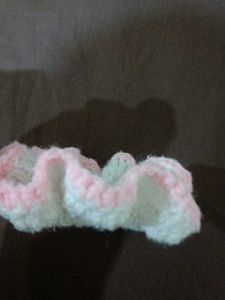 Handmade Crochet Scrunchie Babypink &amp; White
