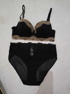 Elegant Black Lace Bra &amp; Panty Set