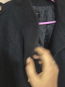 Chic Black Double-Breasted Cape Jacket