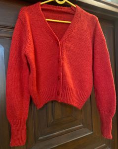 Chic Red V-Neck Cardigan