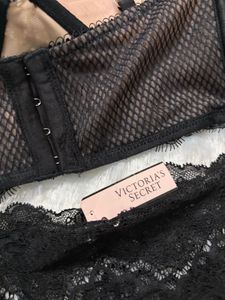 Victoria's Secret Lace Bra &amp; Panty Set