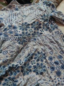 Blue Floral V-Neck Kurta