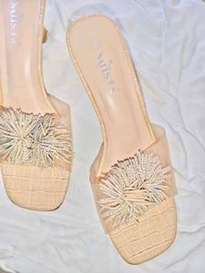 Embellished Sandals 25 cm/ uk 7/ 10 inches