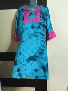 Tie-Dye Tunic Top