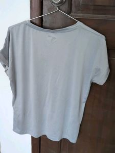 Gray Graphic Workout T-Shirt