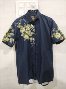 TrendyPrinted Half Sleeve Shirt